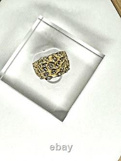 14kt. Yellow gold nugget man's ring, with 7.70 grams, size 7.5