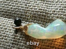 5.5cts AAA Natural solid fire Opal 9ct yellow gold pendant charm nugget