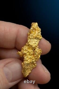 Beautiful Elongated Australian Natural Gold Nugget 22.26 grams