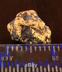 Genuine, natural, Australian gold/ hematite nugget 2.32 gram gross