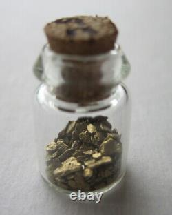 Nice! Natural Alaska gold nuggets bullion placer 2.5 grams in glass jar